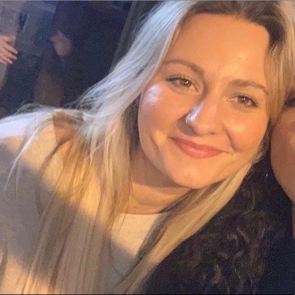 Meet your Posher, Meg - Picture 1 of 1